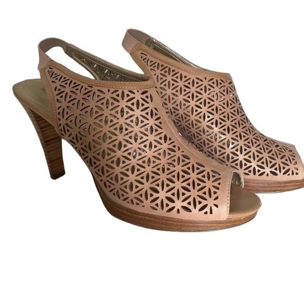 Adrienne Vittadini Nude Laser Cut Leather Heeled Platform Sandal Heels S…